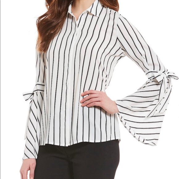 Karl Lagerfeld Tops - Karl Lagerfeld Paris Bell Sleeve Top Size L